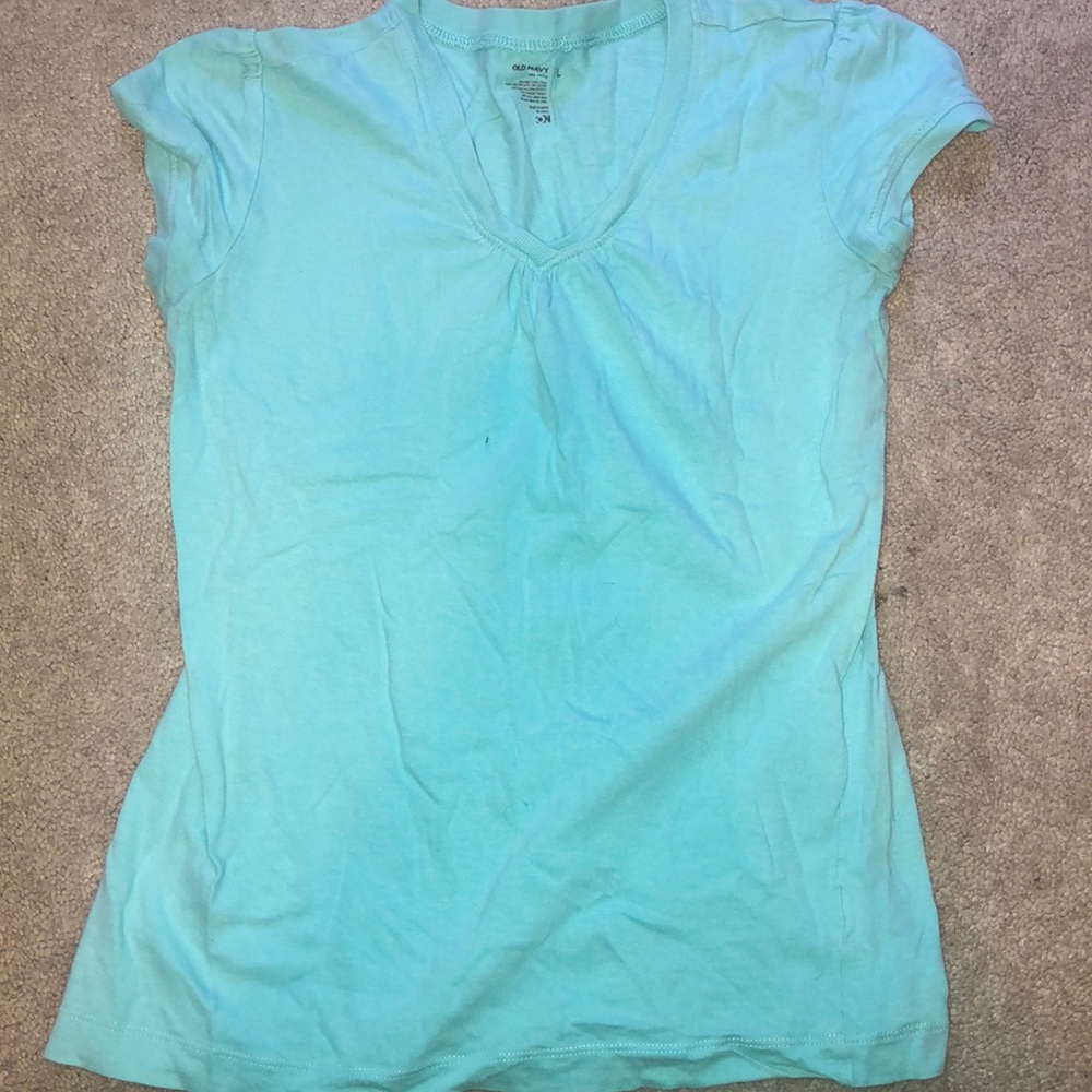 Old Navy t-shirt